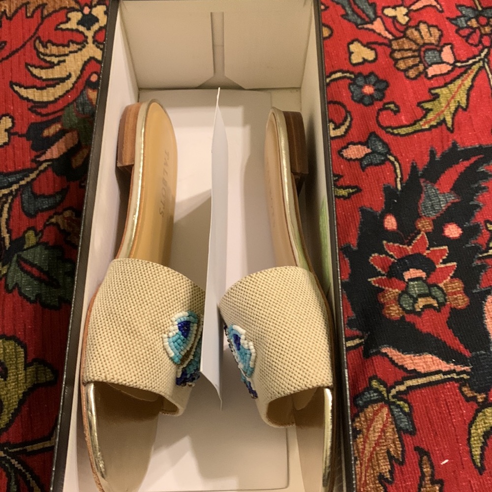 Sandals - Picture 7 of 7